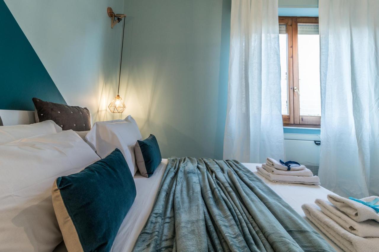 סאסארי Boutique Apartments Collection-L'Attimo Fuggente מראה חיצוני תמונה