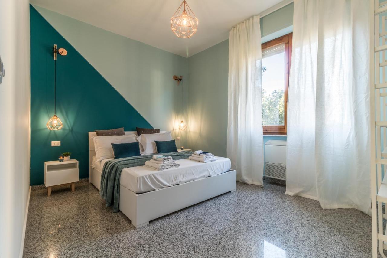 סאסארי Boutique Apartments Collection-L'Attimo Fuggente מראה חיצוני תמונה