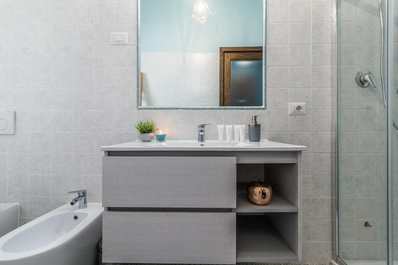 סאסארי Boutique Apartments Collection-L'Attimo Fuggente מראה חיצוני תמונה